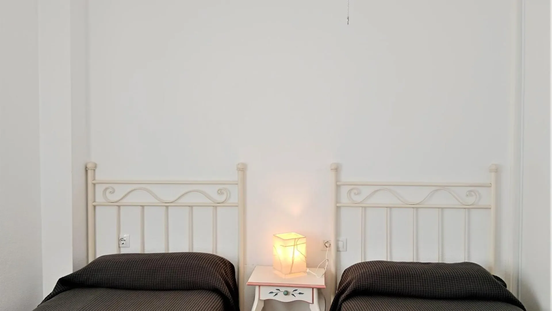 Apartamentos Rotonda コニル・デ・ラ・フロンテラ 0*,