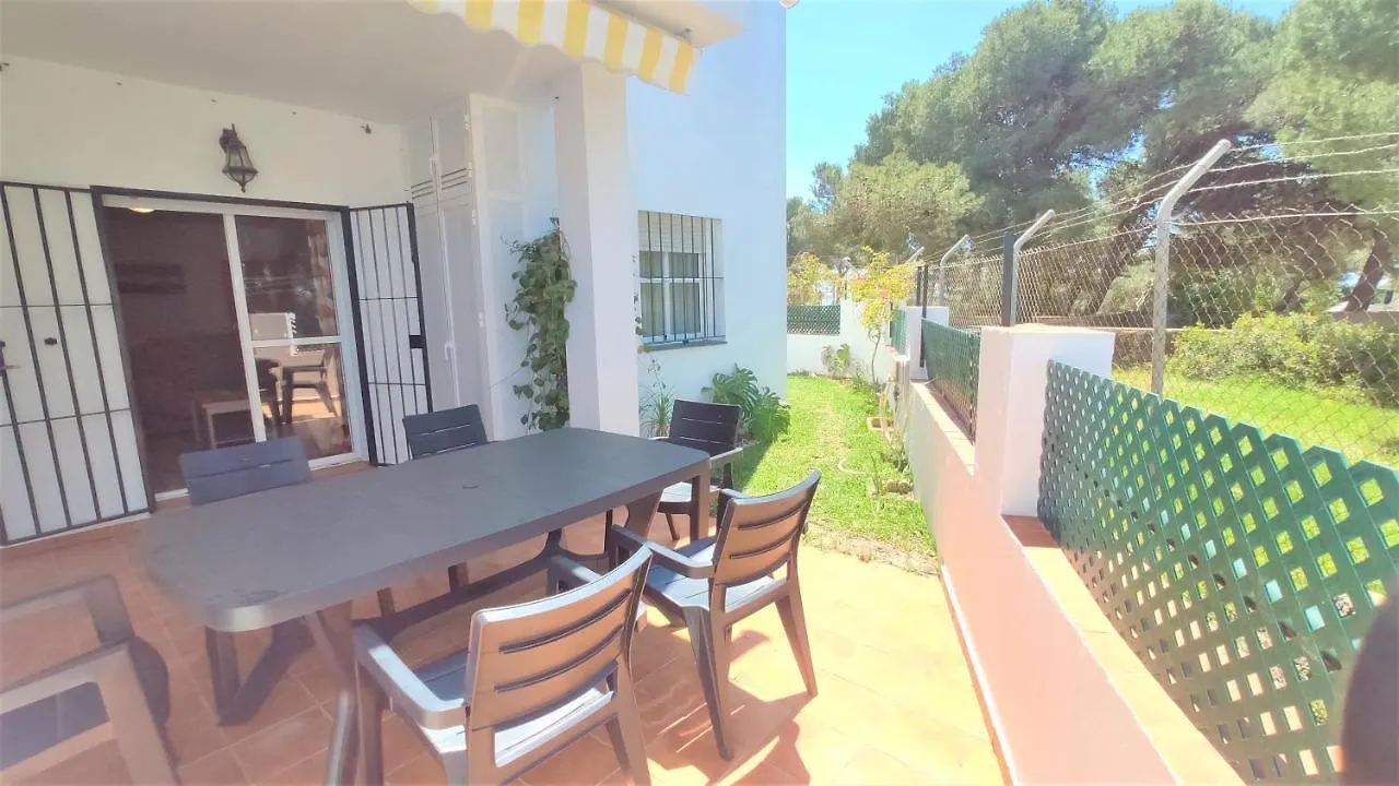 Apartamentos Rotonda Conil De La Frontera 0*,  Spain