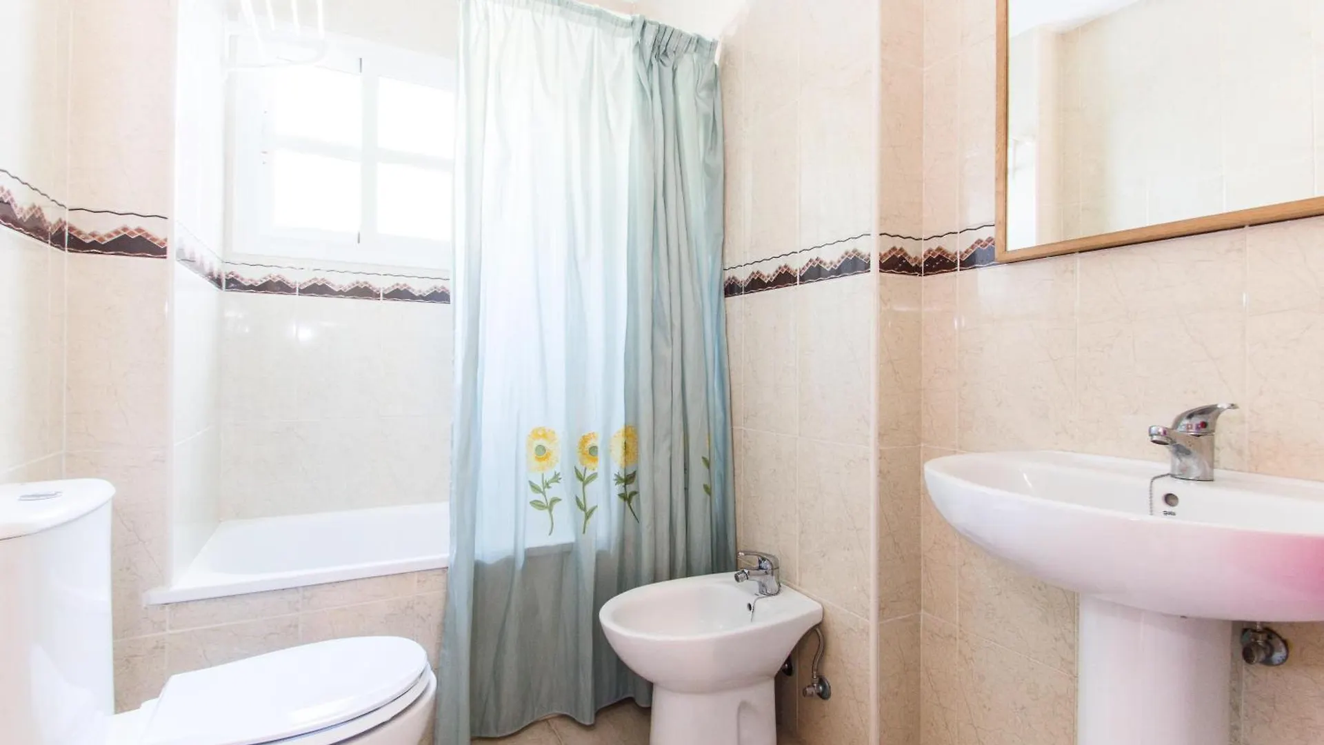 Apartamentos Rotonda Conil De La Frontera 0*,